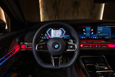 2023 BMW 760i xDrive   - Photo 27 - Beverly Hills, CA 90212