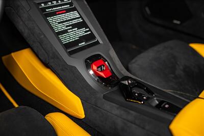 2023 Lamborghini Huracan Tecnica   - Photo 40 - Beverly Hills, CA 90212