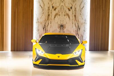 2023 Lamborghini Huracan Tecnica   - Photo 2 - Beverly Hills, CA 90212