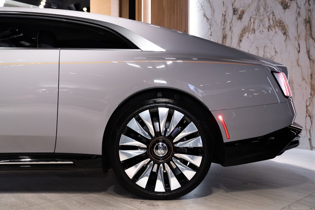 2024 Rolls-Royce Spectre - Photo 20