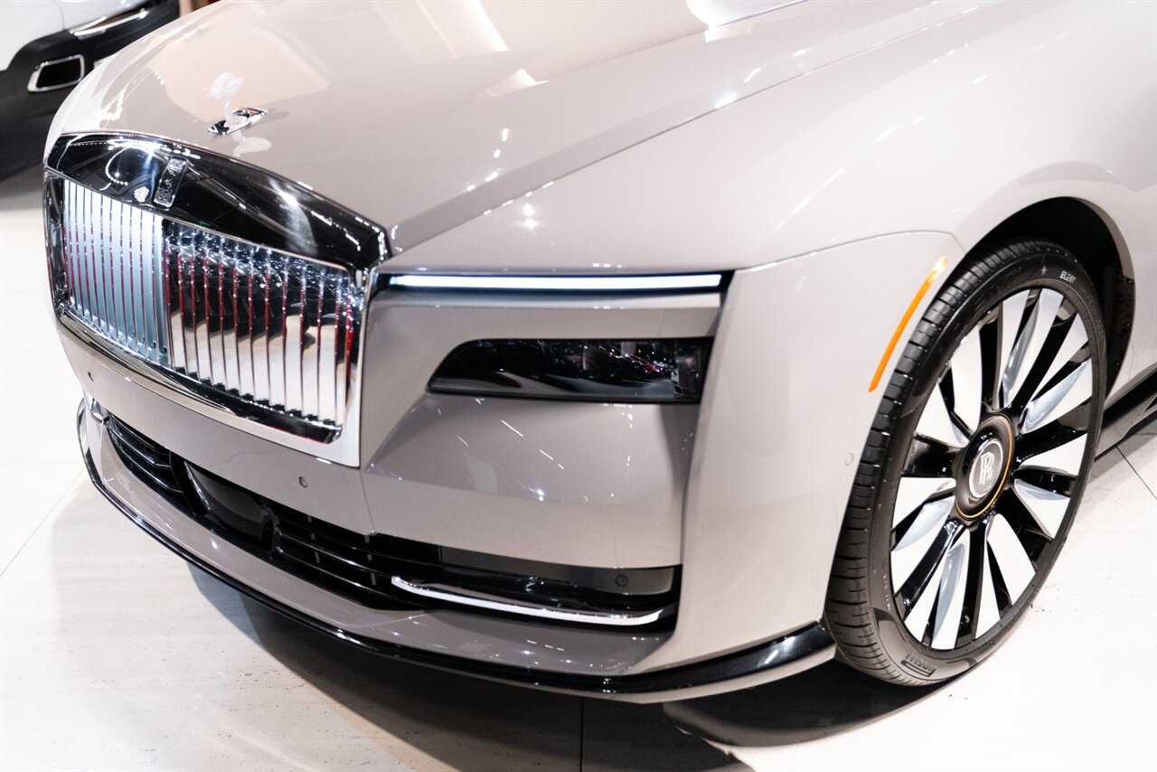 2024 Rolls-Royce Spectre - Photo 29