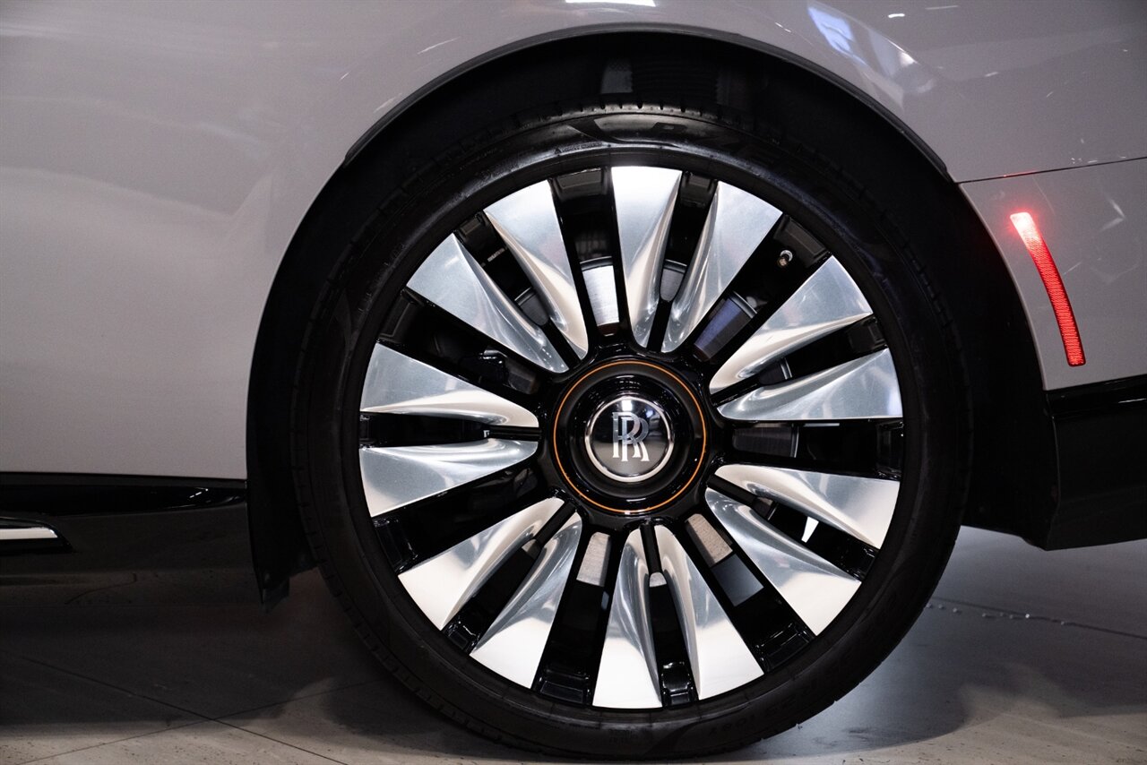 2024 Rolls-Royce Spectre - Photo 21
