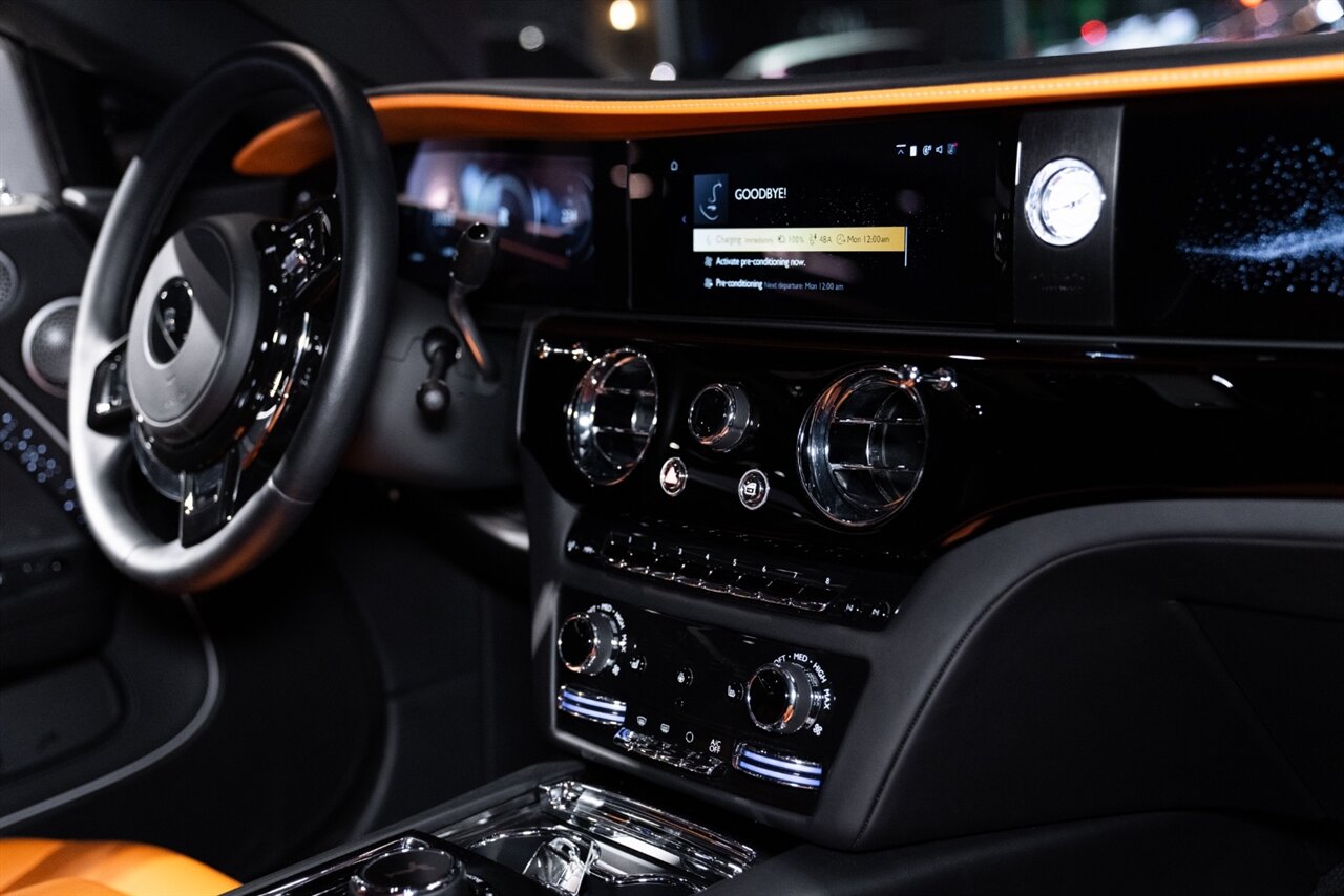 2024 Rolls-Royce Spectre - Photo 24