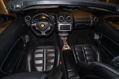 2014 Ferrari California   - Photo 11 - Beverly Hills, CA 90212