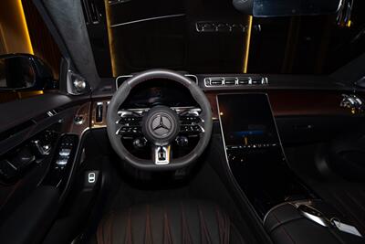 2024 Mercedes-Benz AMG S 63 E Performance   - Photo 17 - Beverly Hills, CA 90212