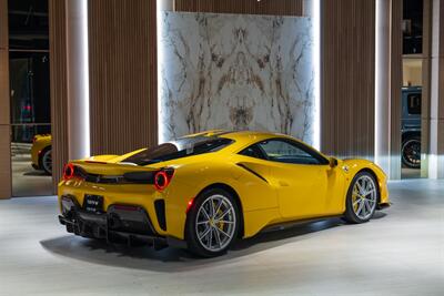 2019 Ferrari 488 Pista   - Photo 4 - Beverly Hills, CA 90212