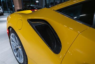 2019 Ferrari 488 Pista   - Photo 12 - Beverly Hills, CA 90212