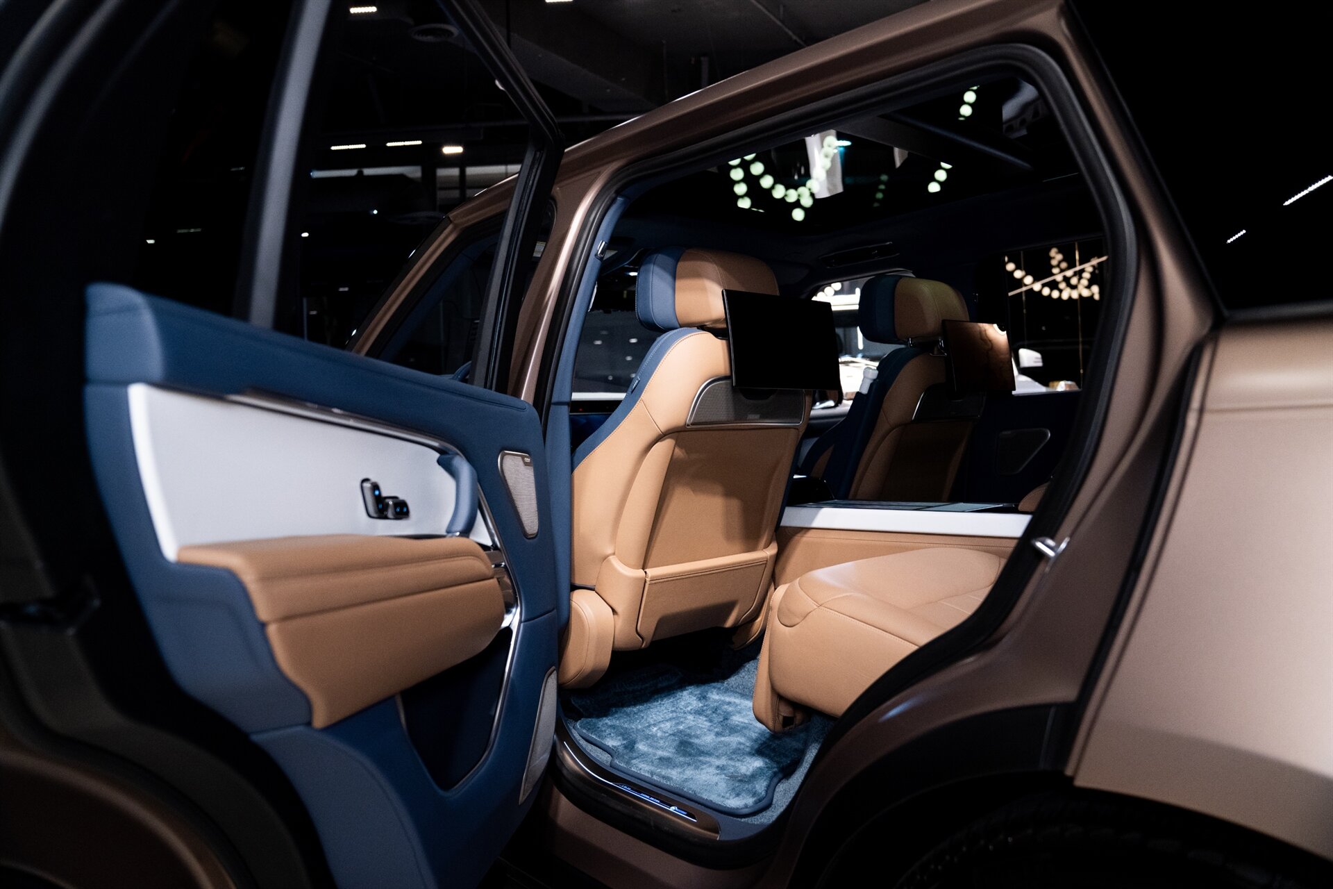 2023 Land Rover Range Rover - Photo 8