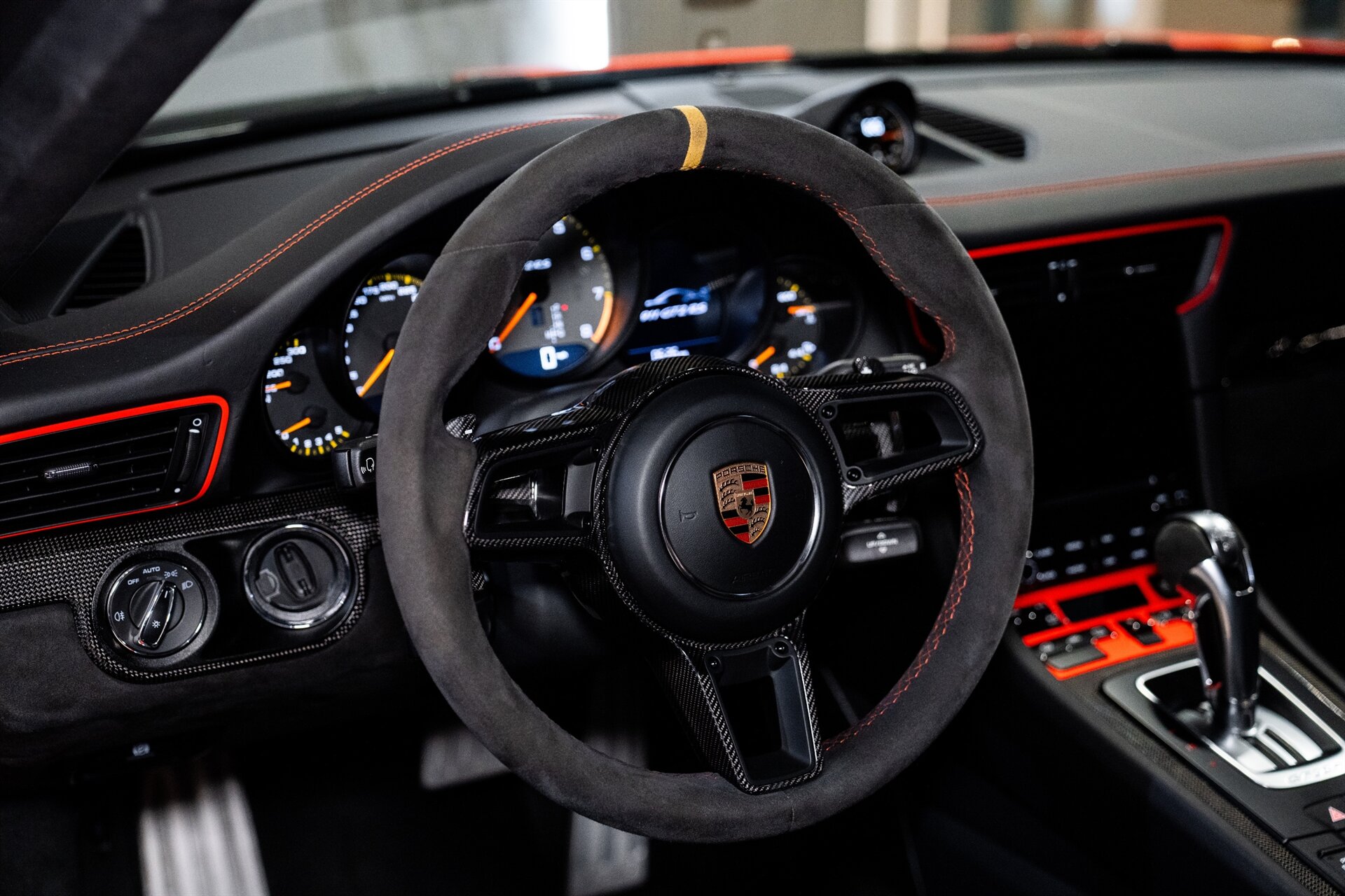 2018 Porsche 911 - Photo 34