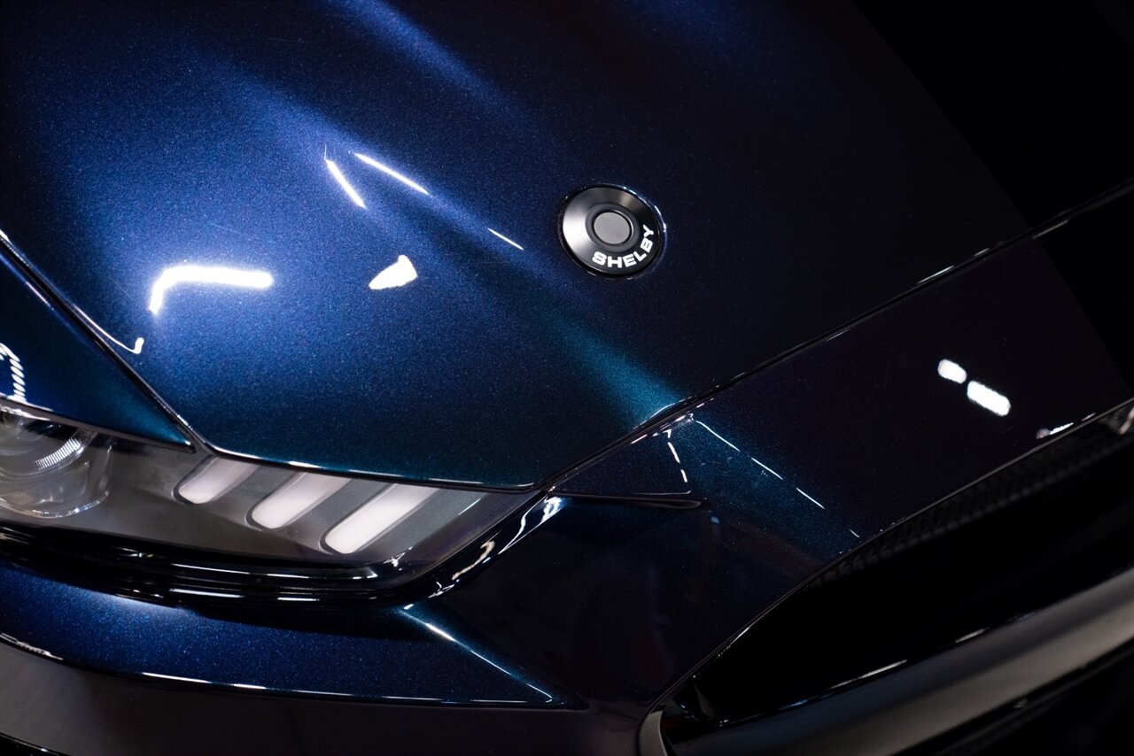 2022 Ford Mustang - Photo 28