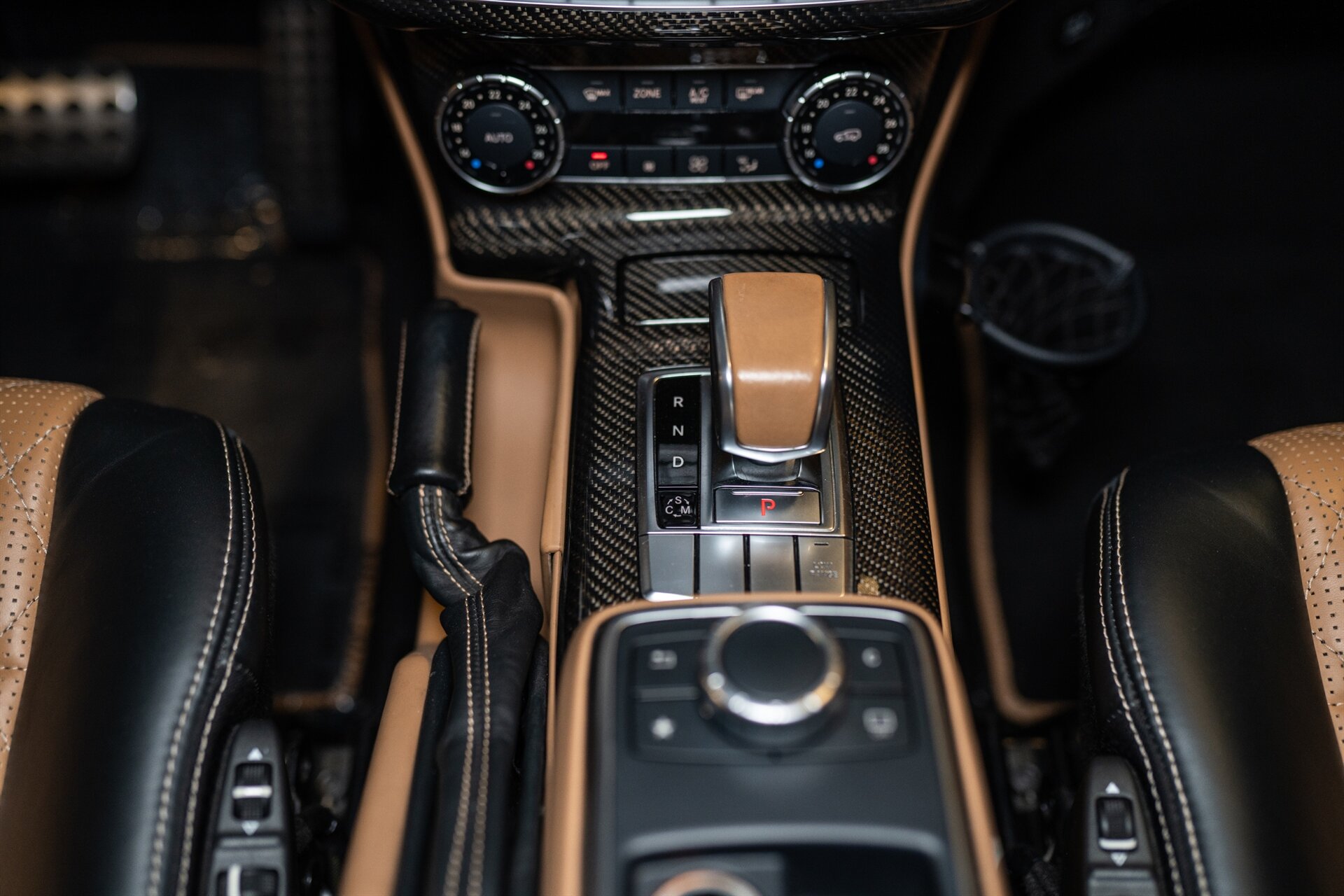 2018 Mercedes-Benz G650 Landaulet - Photo 23