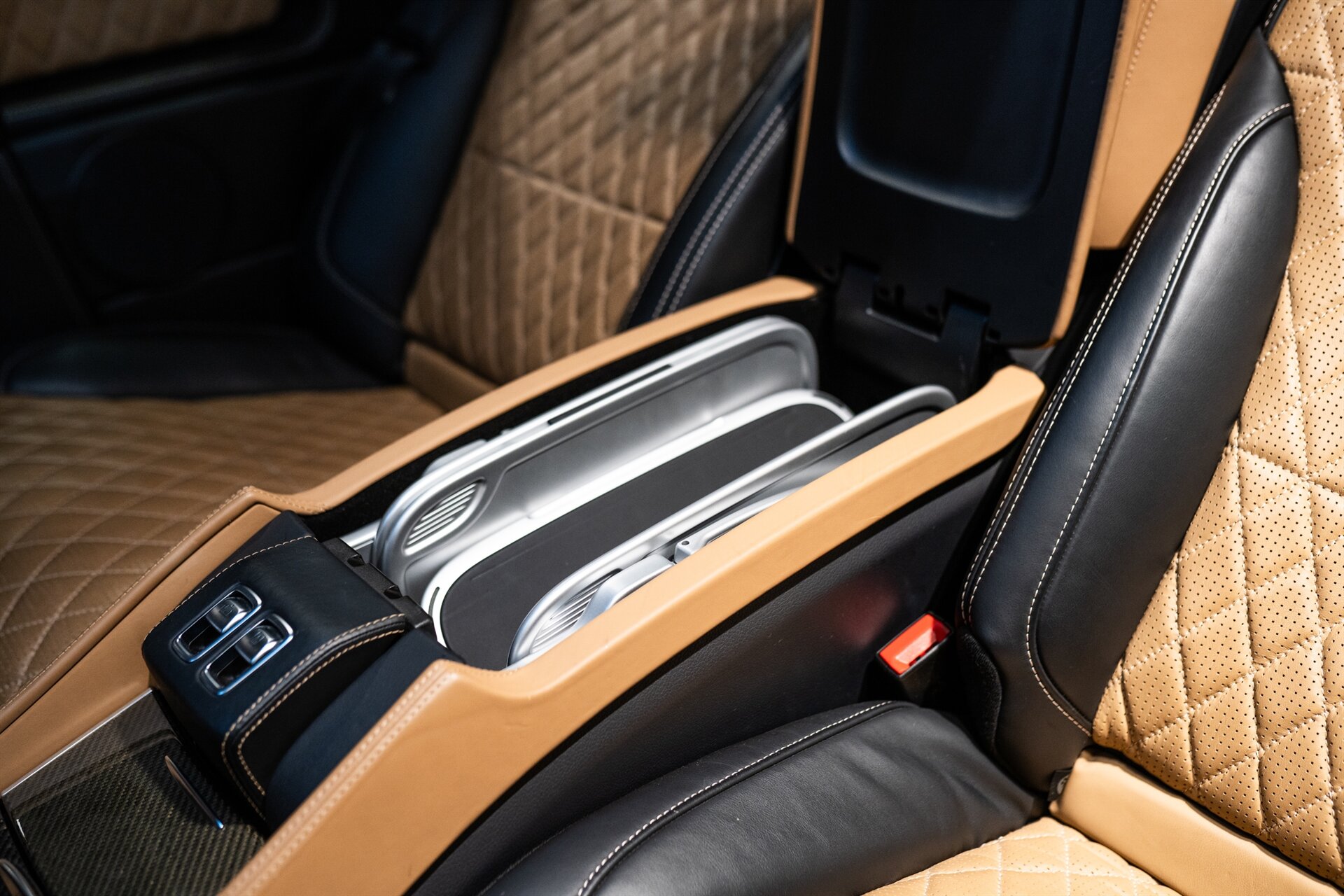 2018 Mercedes-Benz G650 Landaulet - Photo 43