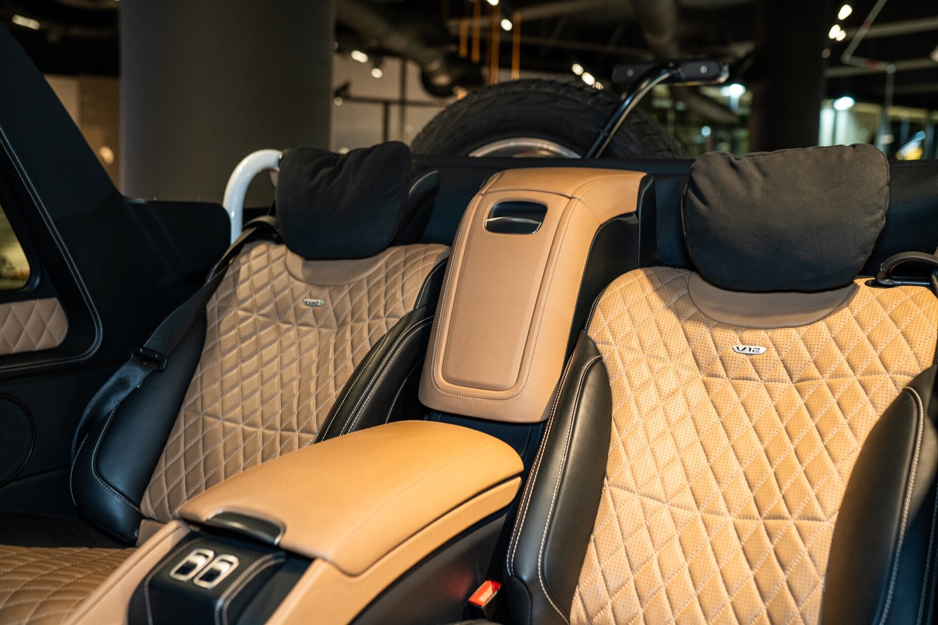 2018 Mercedes-Benz G650 Landaulet - Photo 33