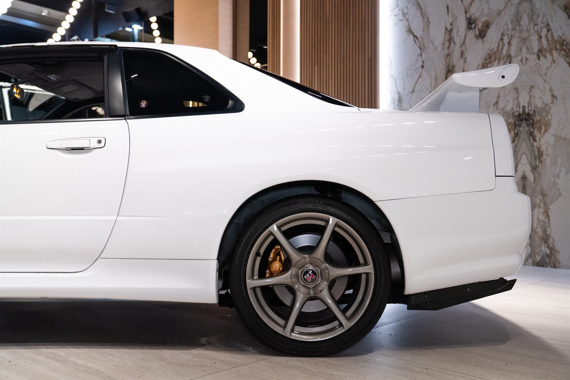 2000 Nissan GT-R - Photo 42