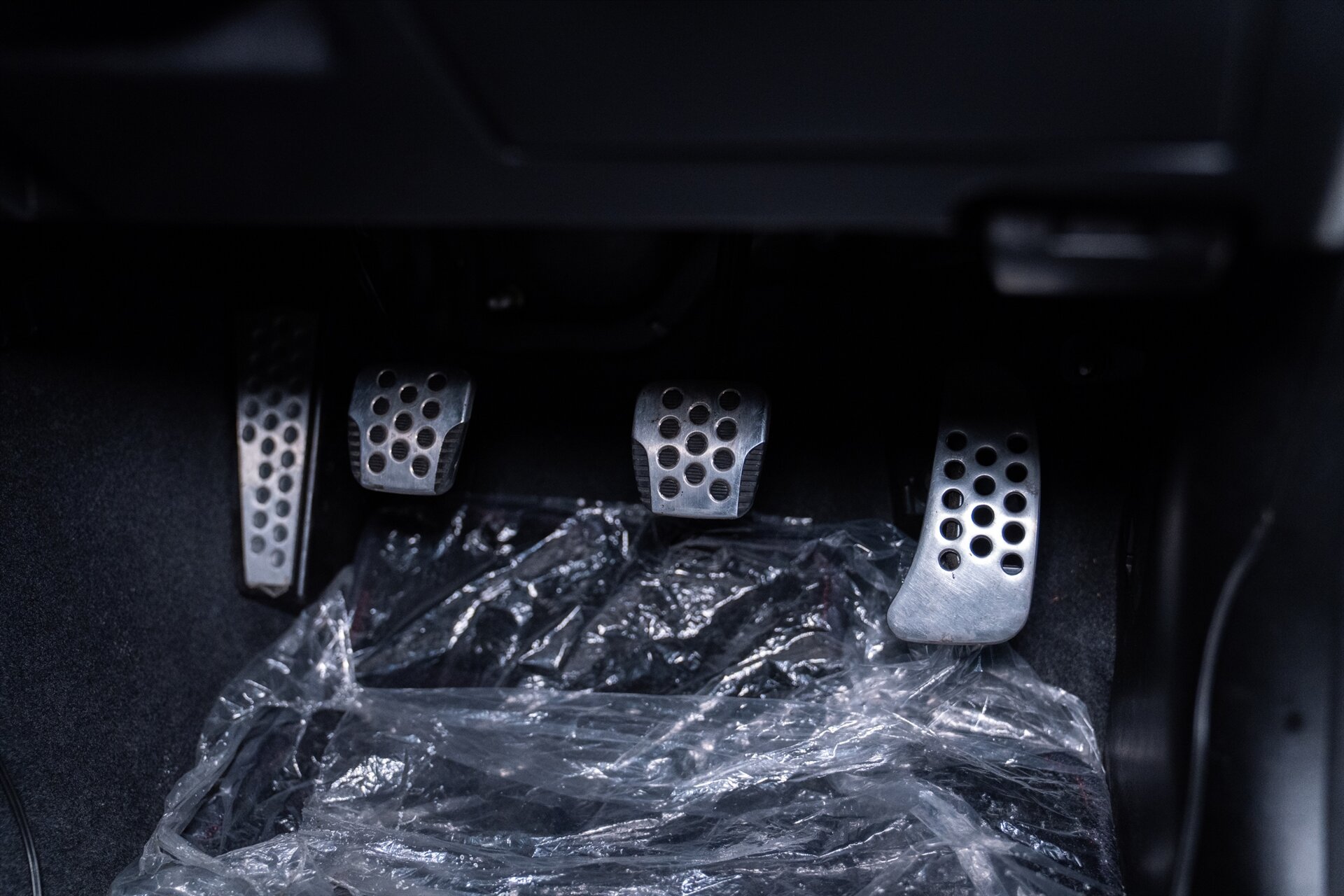 2000 Nissan GT-R - Photo 19