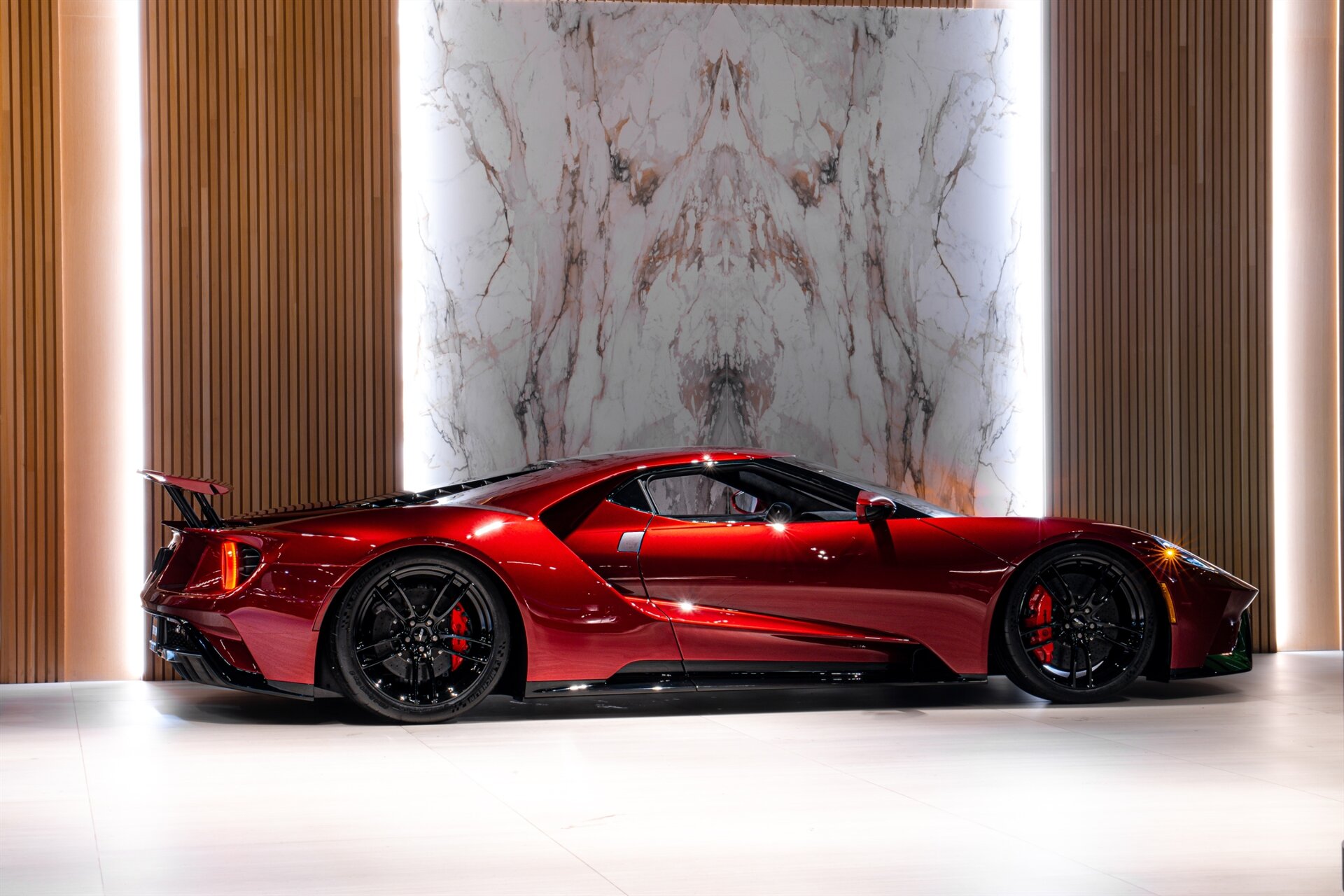 2018 Ford GT - Photo 8