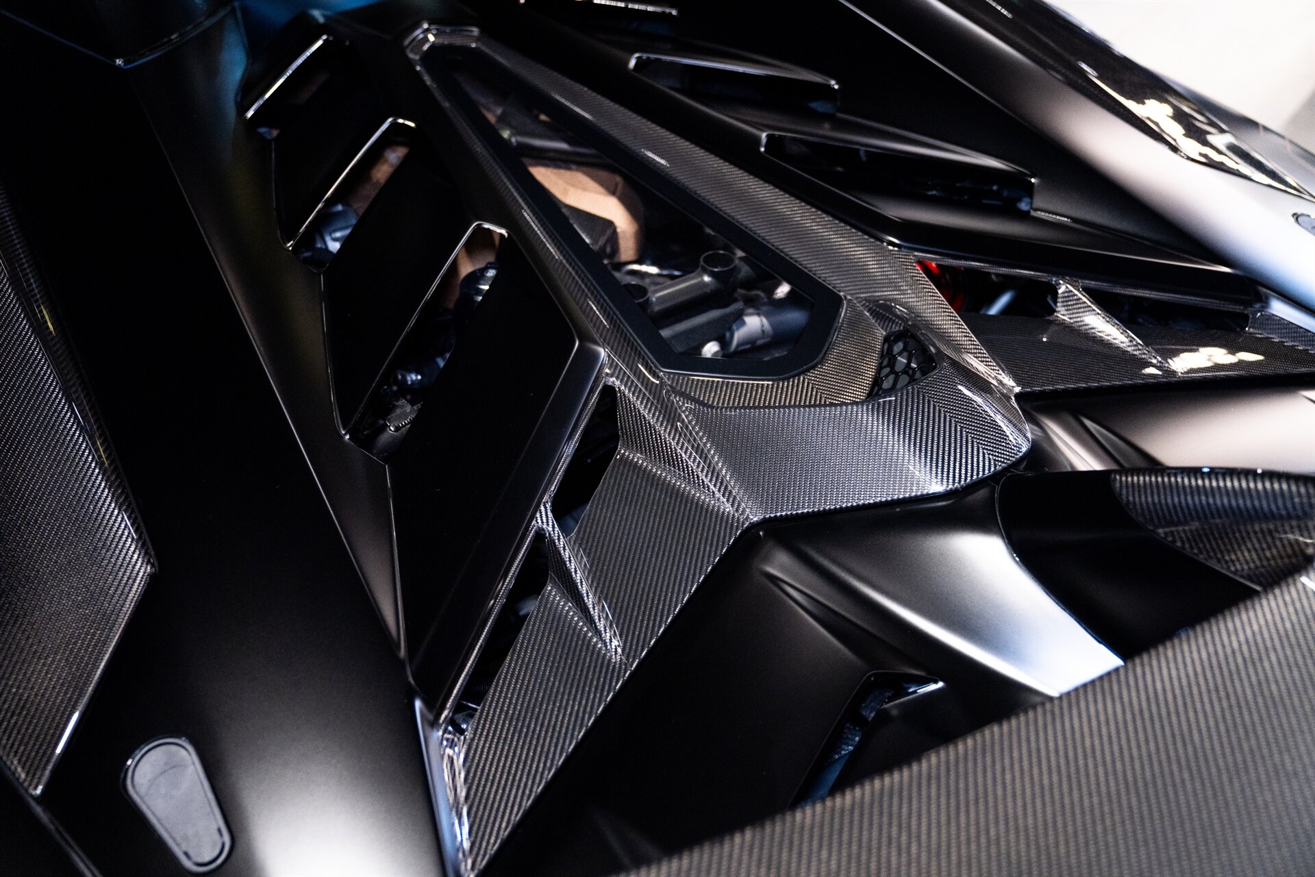 2021 Lamborghini Aventador - Photo 13