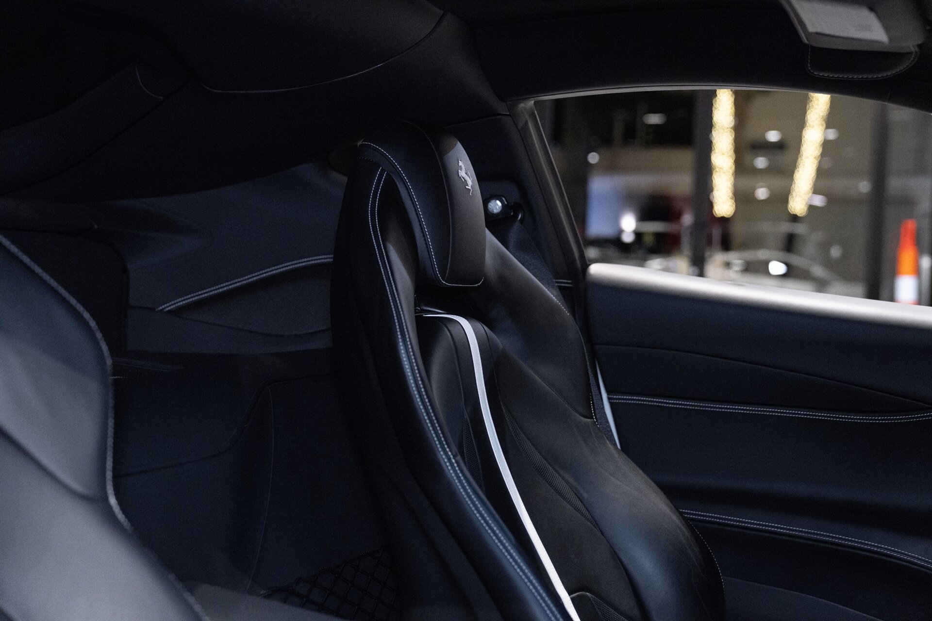 2018 Ferrari 812 Superfast - Photo 17