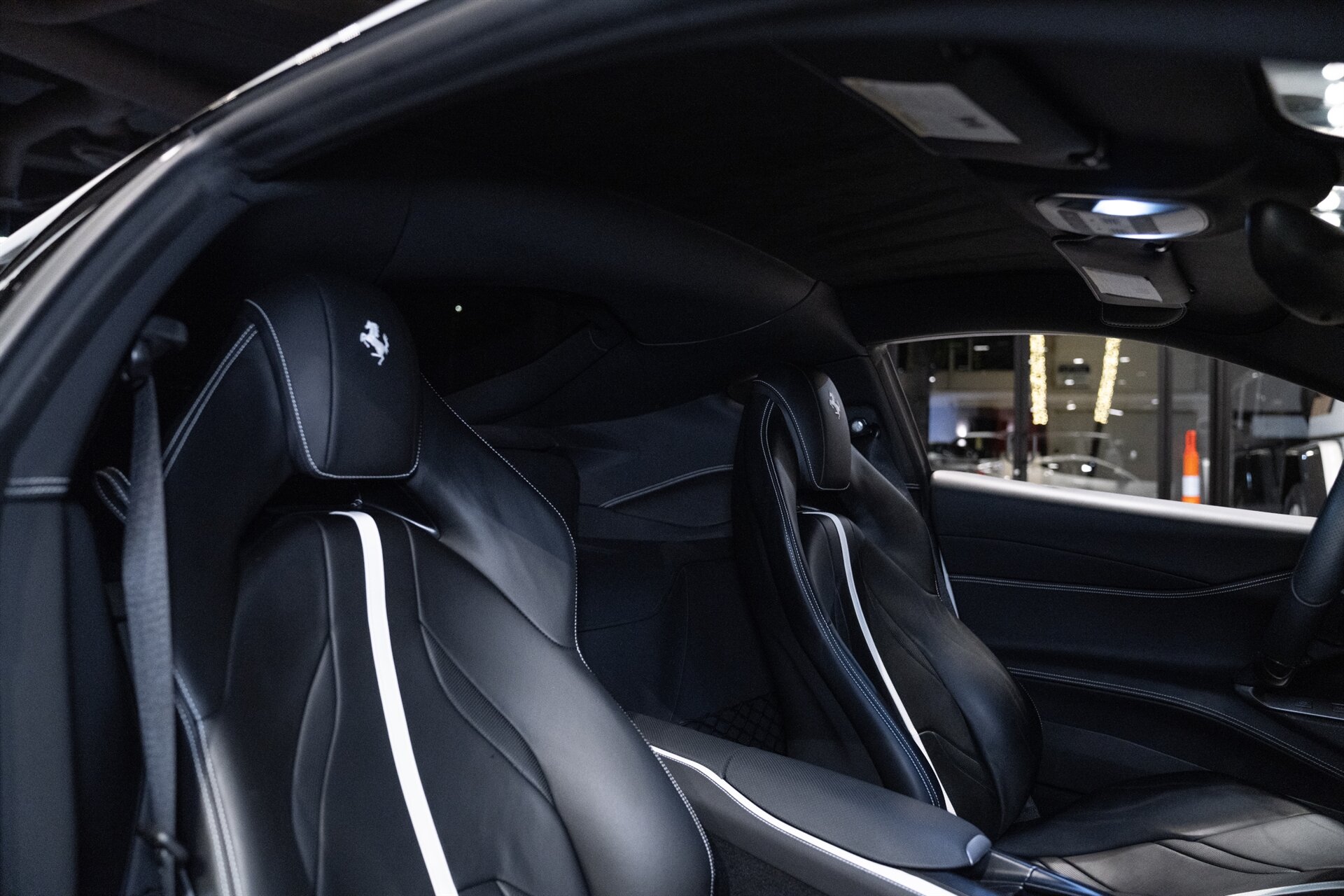 2018 Ferrari 812 Superfast - Photo 18