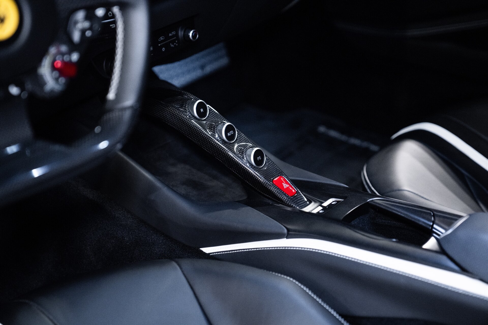 2018 Ferrari 812 Superfast - Photo 10