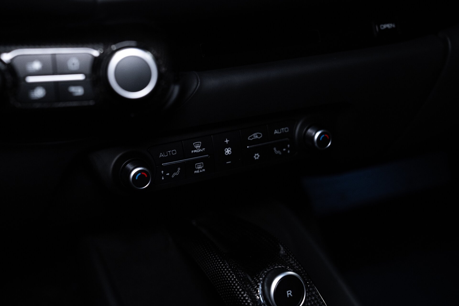 2018 Ferrari 812 Superfast - Photo 26