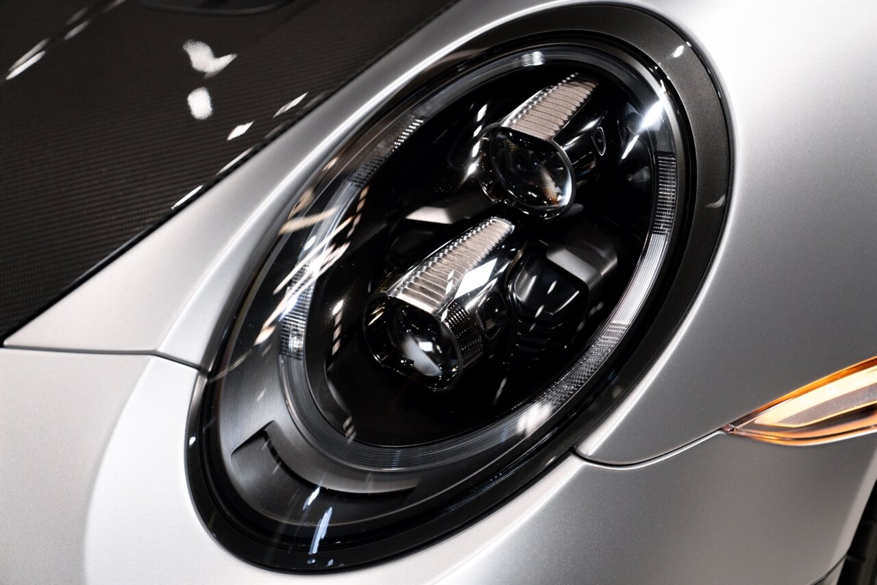 2018 Porsche 911 - Photo 9