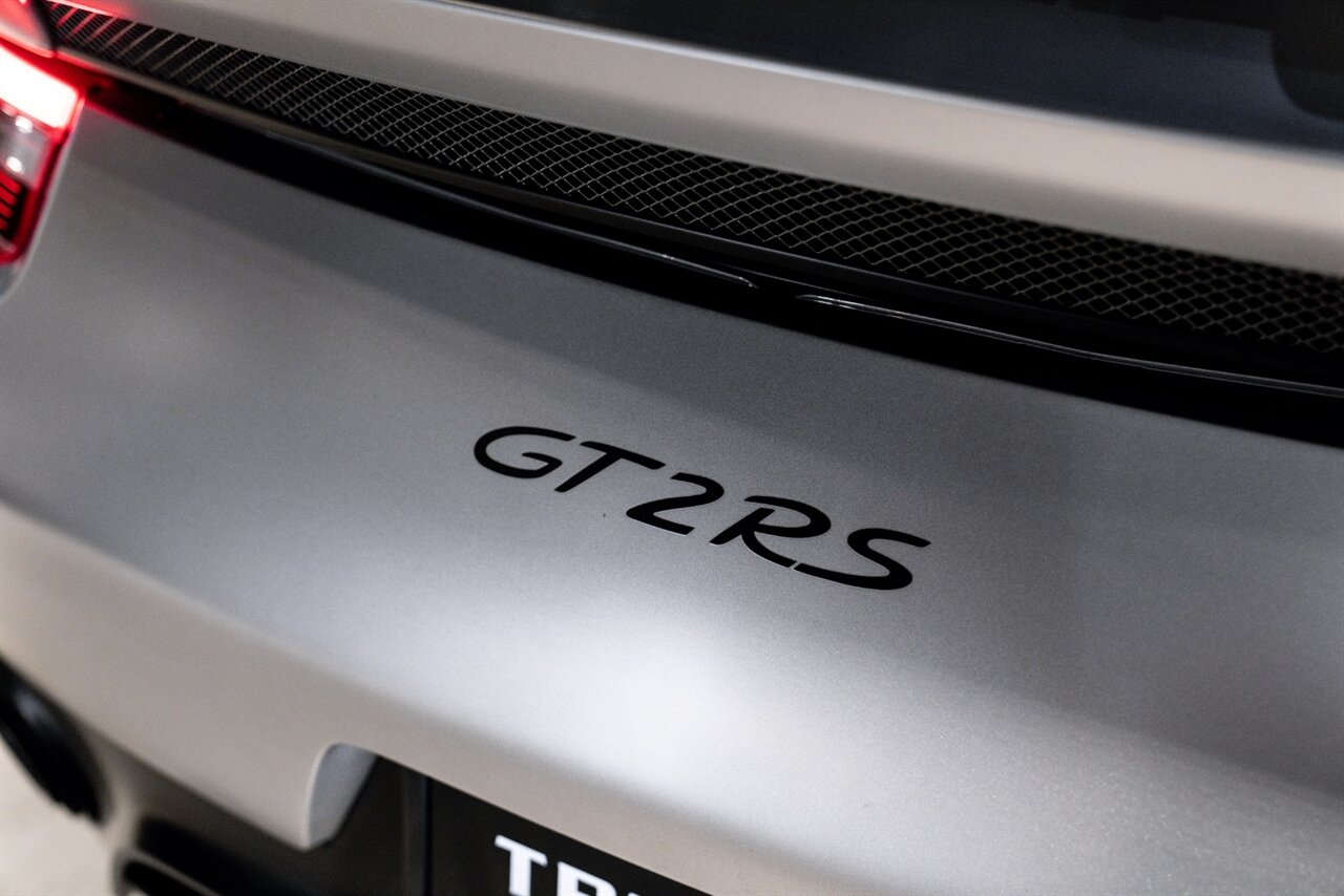 2018 Porsche 911 - Photo 32