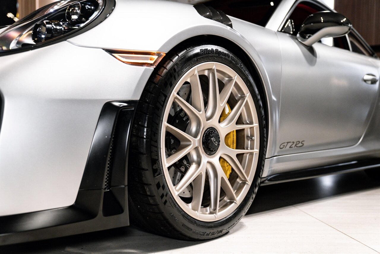 2018 Porsche 911 - Photo 11