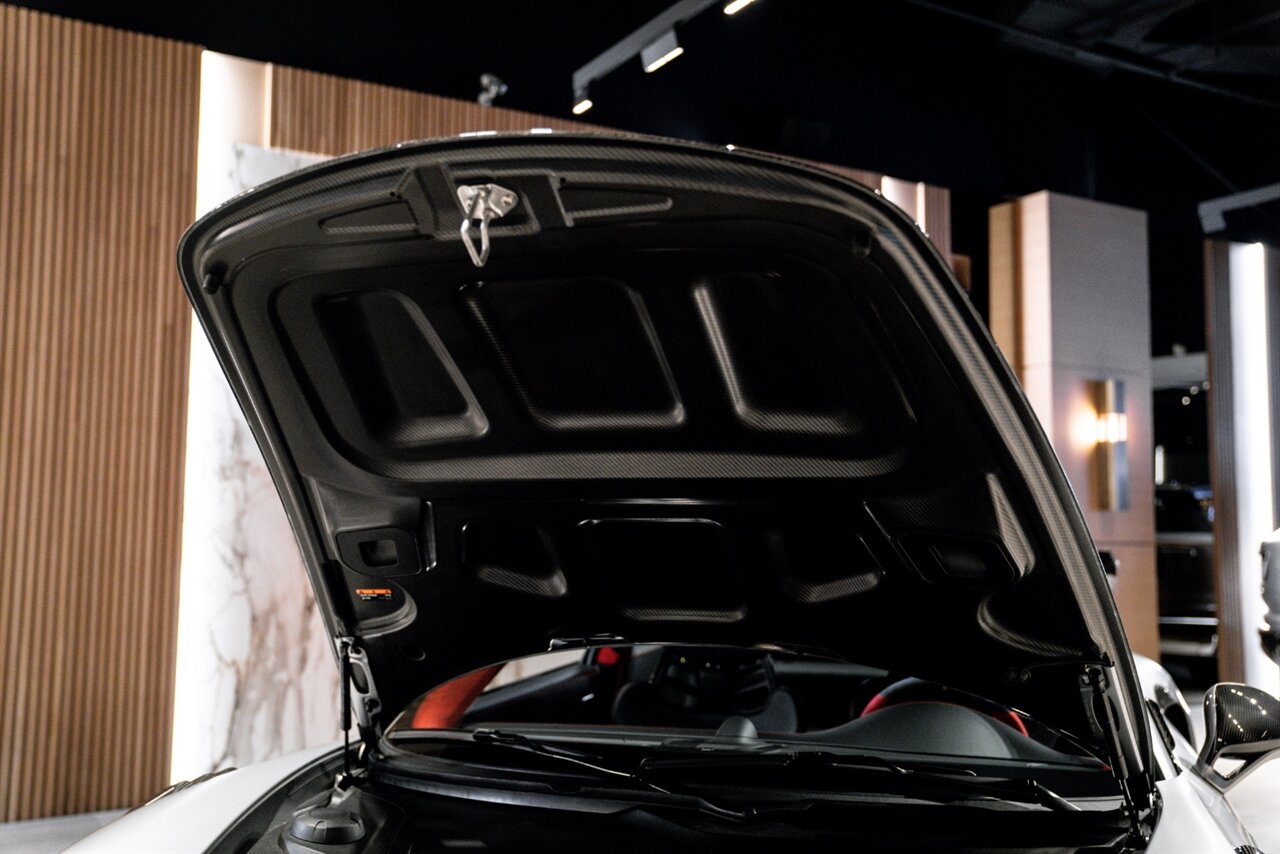 2018 Porsche 911 - Photo 30