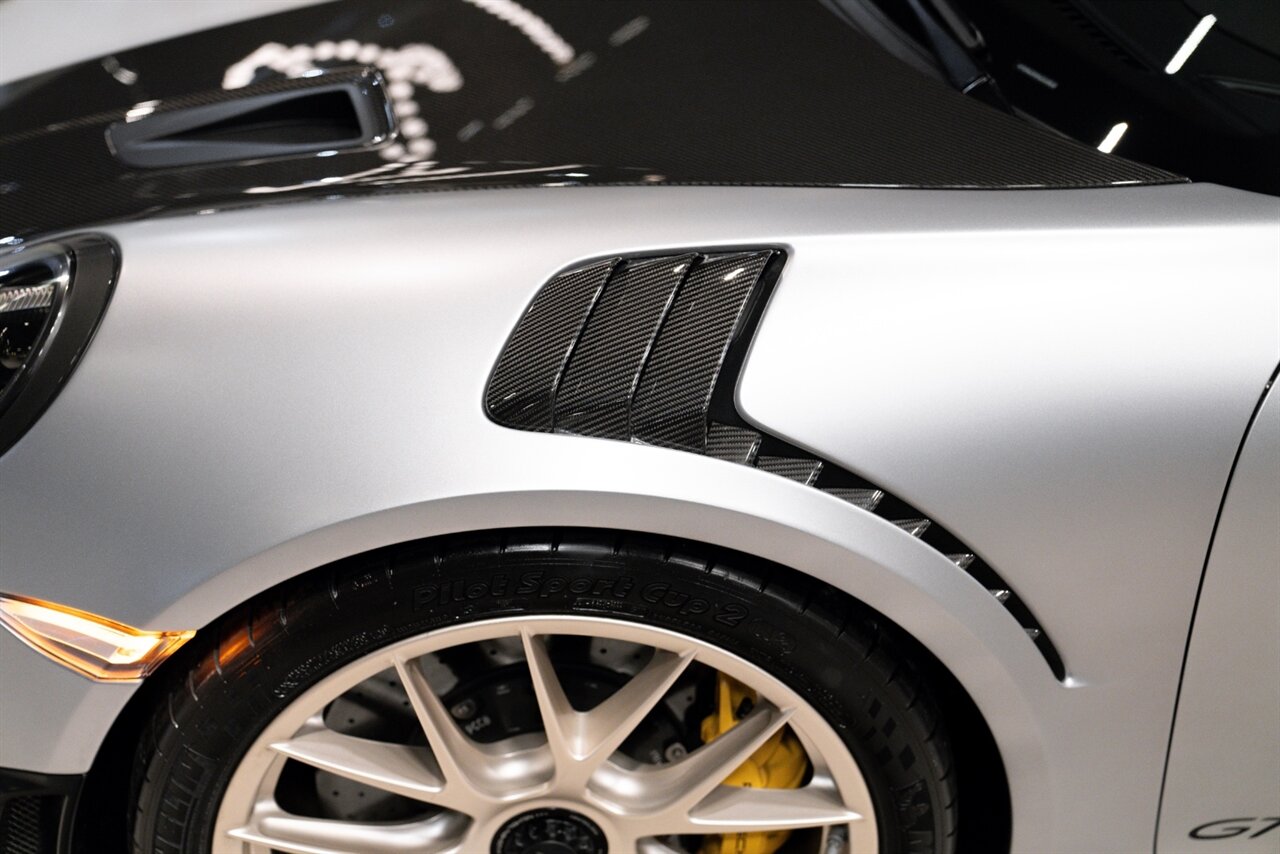 2018 Porsche 911 - Photo 13