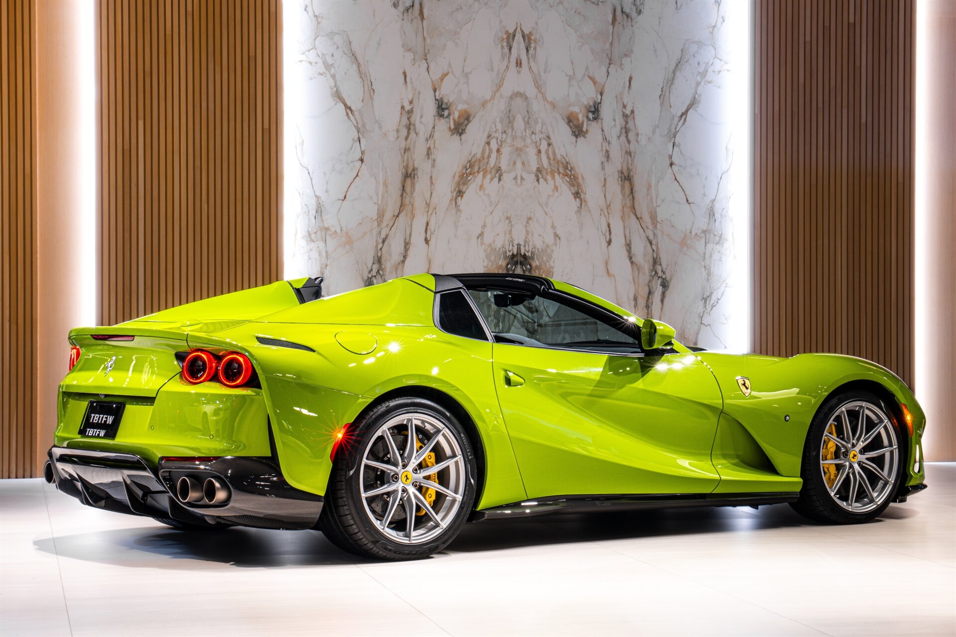 2022 Ferrari 812 GTS - Photo 4