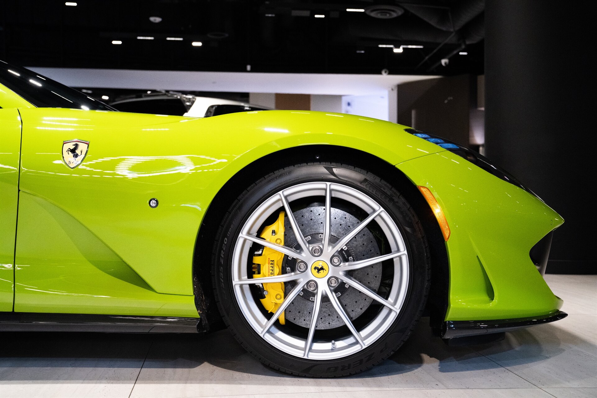 2022 Ferrari 812 GTS - Photo 9