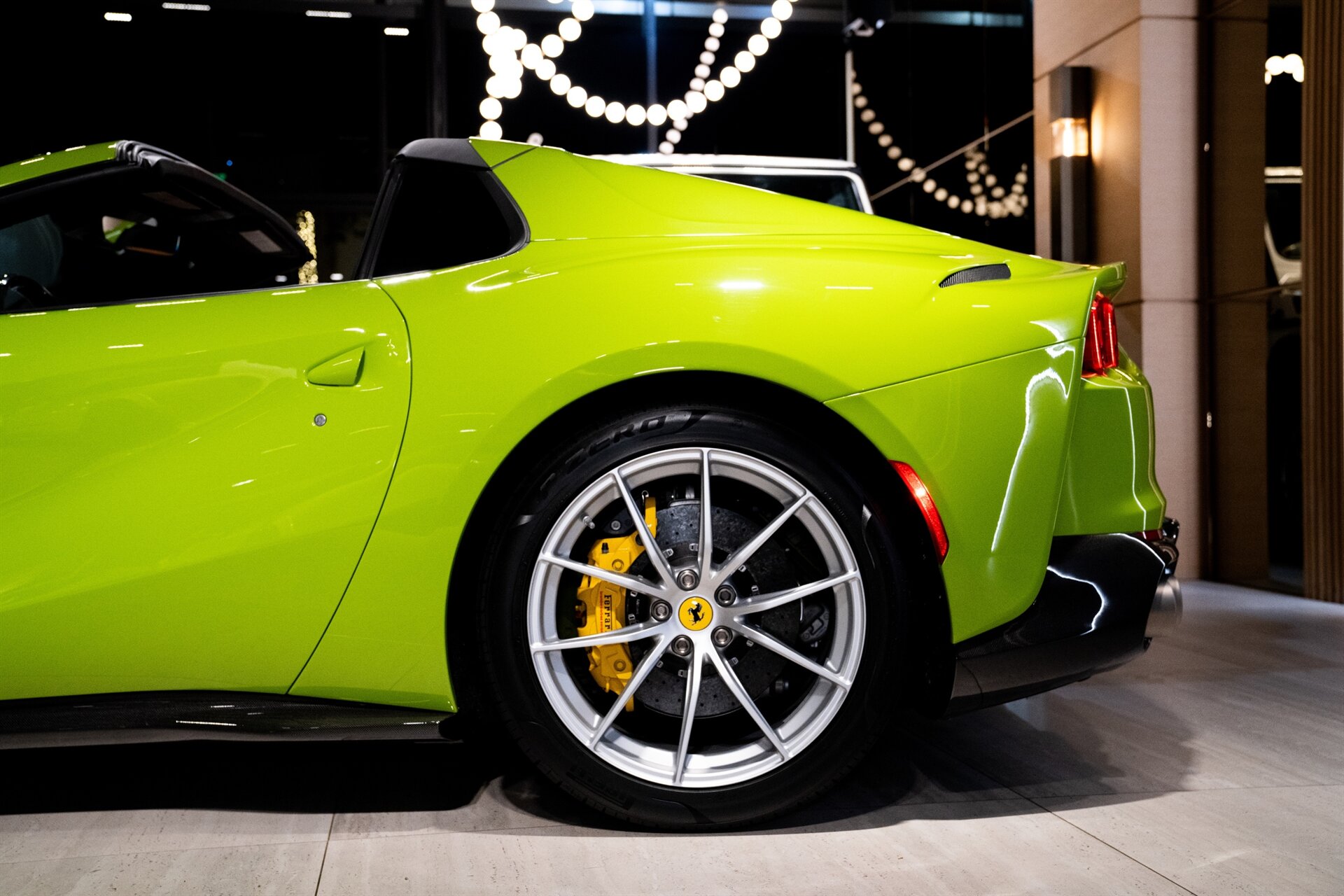 2022 Ferrari 812 GTS - Photo 21