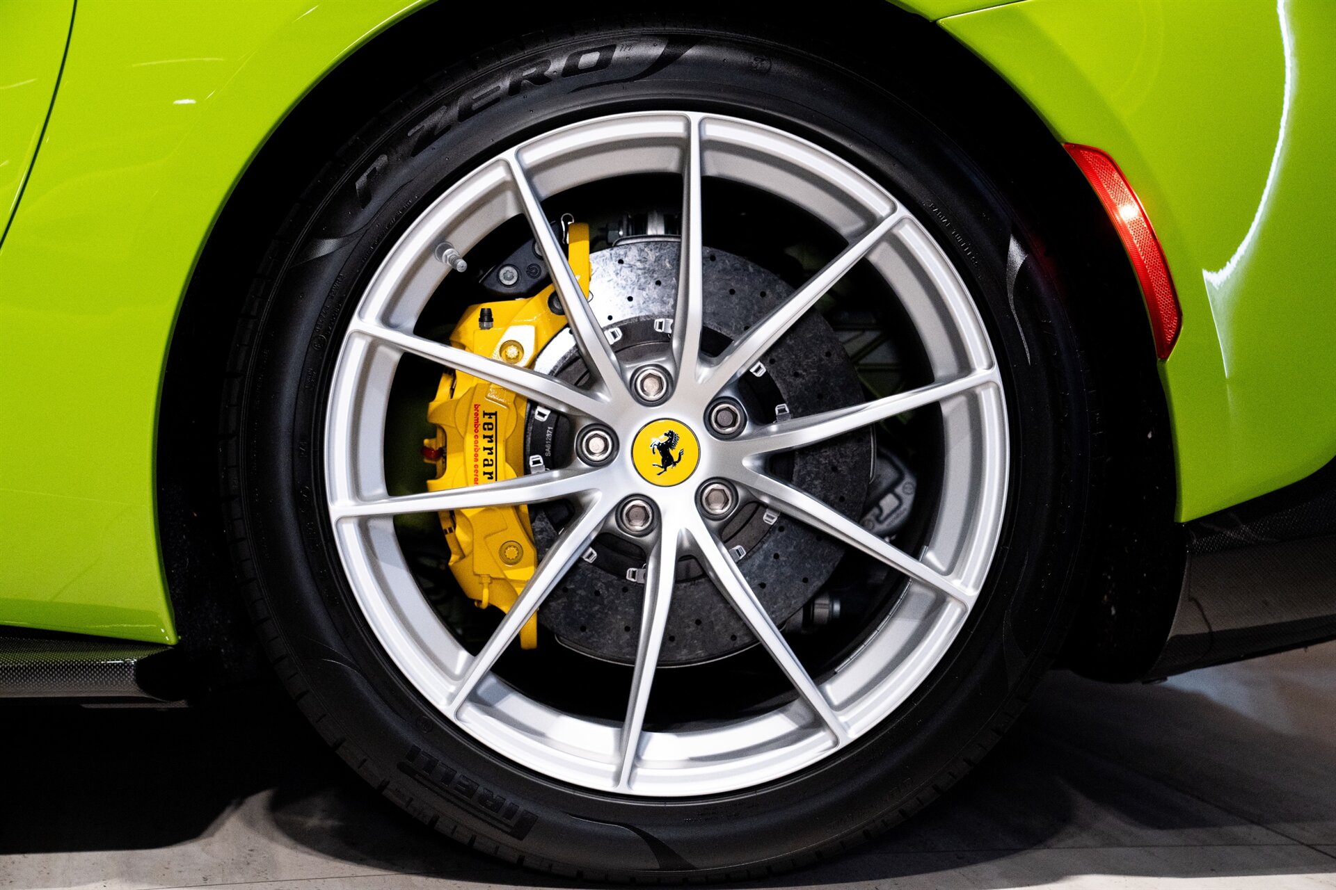 2022 Ferrari 812 GTS - Photo 22