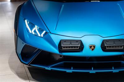 2024 Lamborghini Huracan Sterrato   - Photo 4 - Beverly Hills, CA 90212