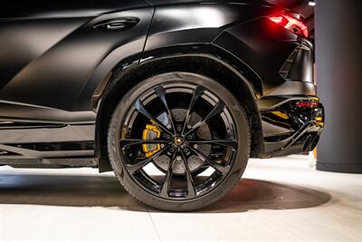 2021 Lamborghini Urus   - Photo 10 - Beverly Hills, CA 90212