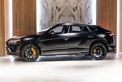 2021 Lamborghini Urus   - Photo 3 - Beverly Hills, CA 90212