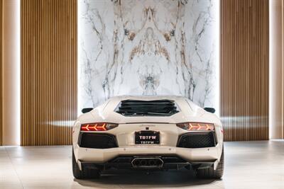 2013 Lamborghini Aventador LP 700-4   - Photo 8 - Beverly Hills, CA 90212