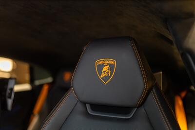 2024 Lamborghini Urus S   - Photo 18 - Beverly Hills, CA 90212