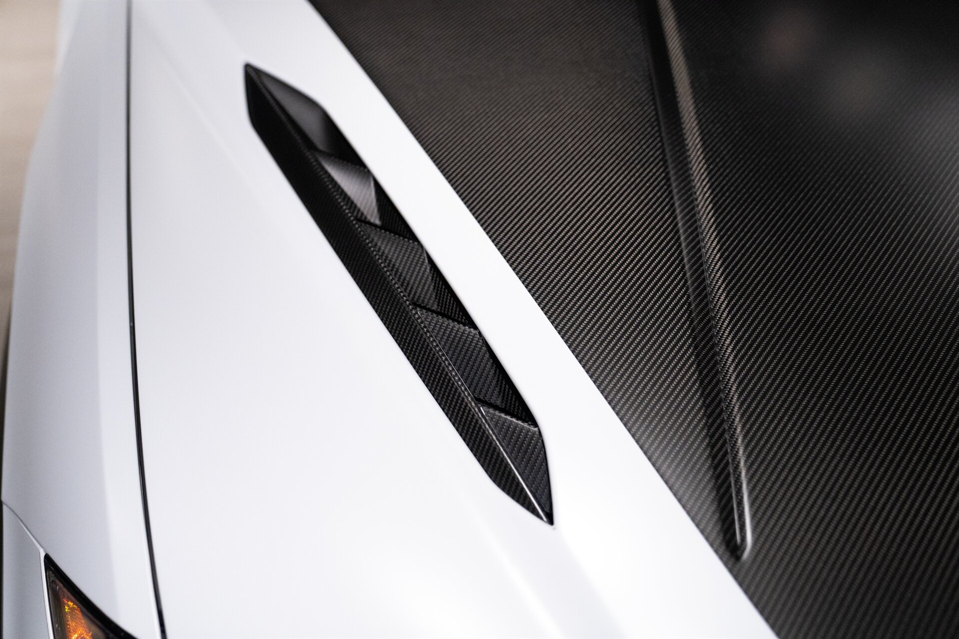 2023 Lamborghini Urus - Photo 19