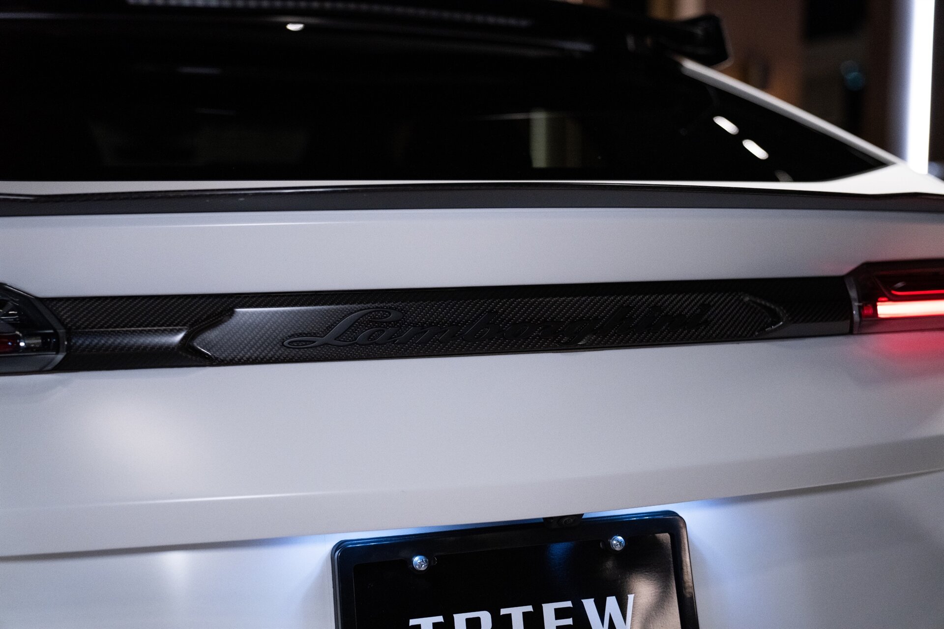 2023 Lamborghini Urus - Photo 32