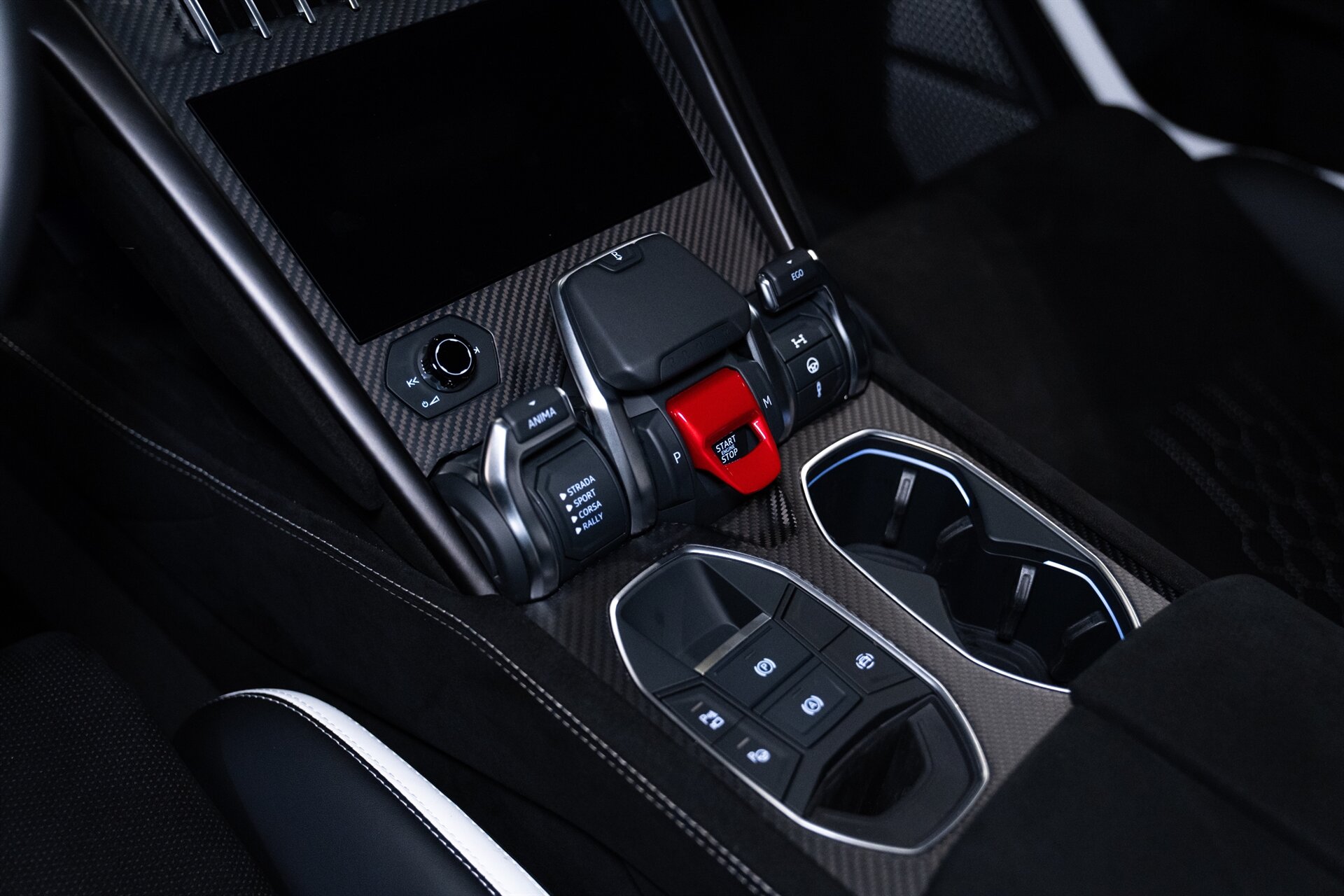 2023 Lamborghini Urus - Photo 38