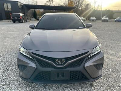 2020 Toyota Camry SE   - Photo 10 - Logansport, IN 46947