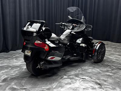 2014 BOMBARDIER SPYDER RTS   - Photo 10 - Pembroke Park, FL 33009