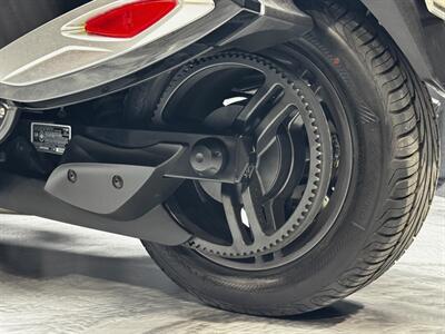 2014 BOMBARDIER SPYDER RTS   - Photo 15 - Pembroke Park, FL 33009