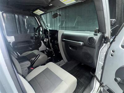 2008 Jeep Wrangler Unlimited X   - Photo 29 - Pembroke Park, FL 33009