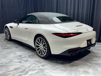 2025 Mercedes-Benz AMG SL 43 - Photo 7 - Pembroke Park, FL 33009