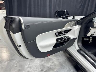 2025 Mercedes-Benz AMG SL 43 - Photo 12 - Pembroke Park, FL 33009