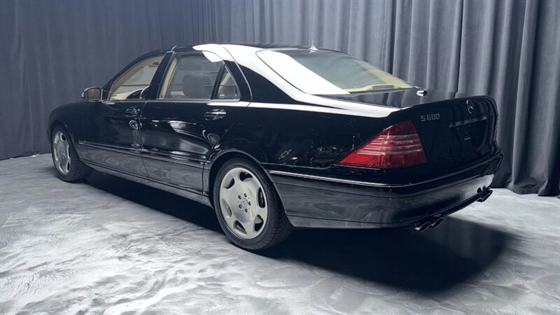 2004 Mercedes-Benz S 600  