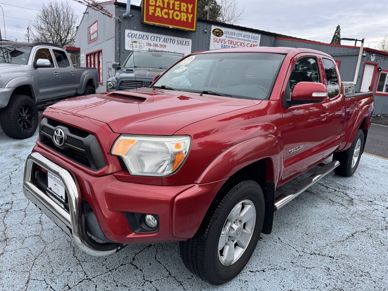 2012 Toyota Tacoma V6 4WD ONLY 88K MILES 6FT LONG BED  TWO OWNERS EASY FINANCING CLEAN TITLE